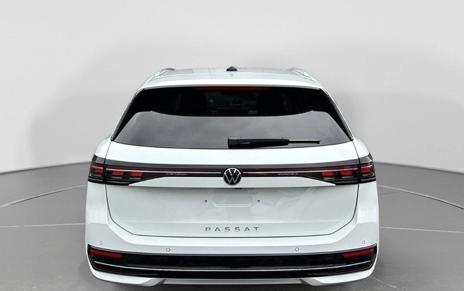 Volkswagen Passat cena 229910 przebieg: 1, rok produkcji 2024 z Łomża małe 352